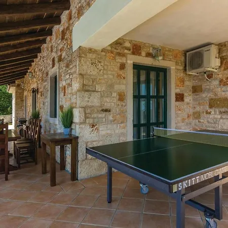 Holiday home Celine Istria Radetici