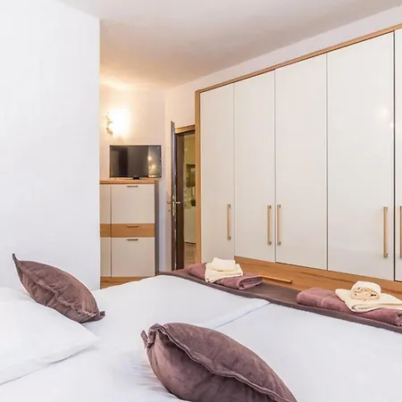 Feriehus Celine Istria Radetići