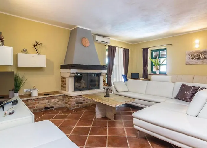 Celine Istria Vikendica Radetici