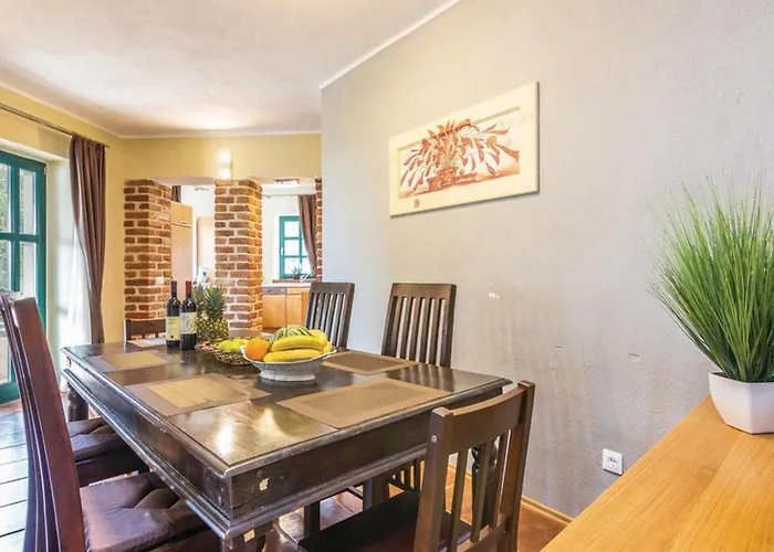 Celine Istria * Radetici